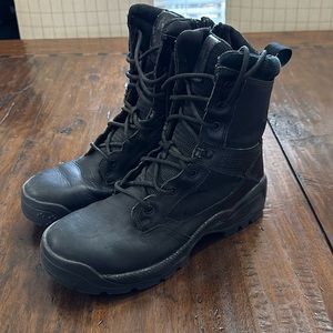Women’s 5.11 tactical boots.